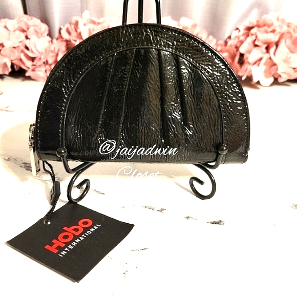 NWT HOBO Int'l RARE Black Genuine Patent Leather Makeup Pouch/Small Clutch